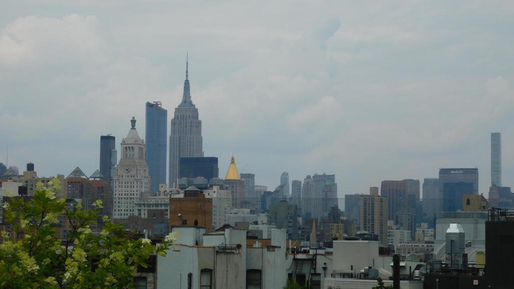 The Ridge Hotel New York Exterior photo